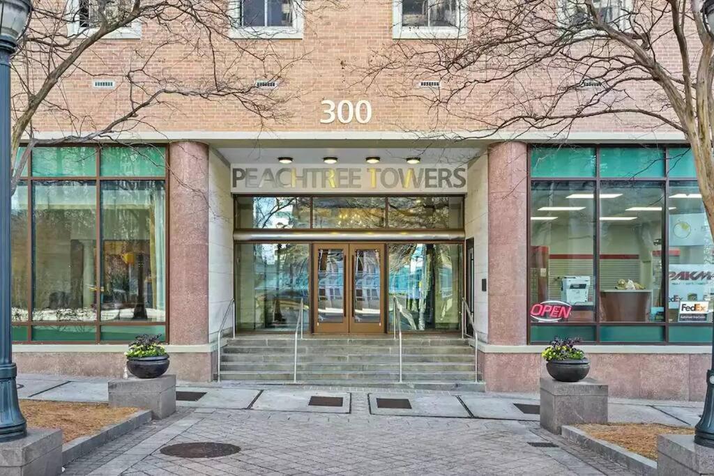 Home Away From Home Condo Downtown Atl 16Th Floor 애틀랜타 외부 사진
